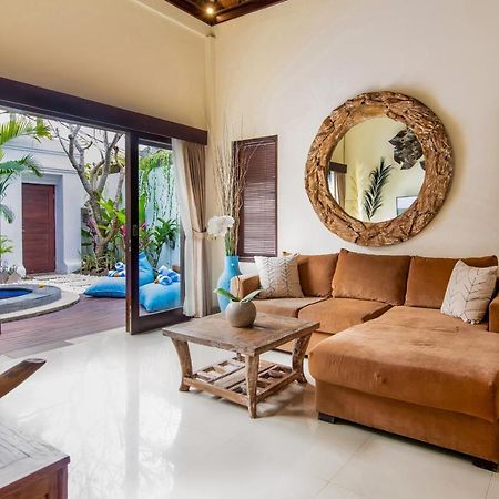 Villa Joyosa เซมินยัค ภายนอก รูปภาพ